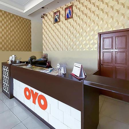 Super Oyo 90385 H3 Hotel Yong Peng Eksteriør billede
