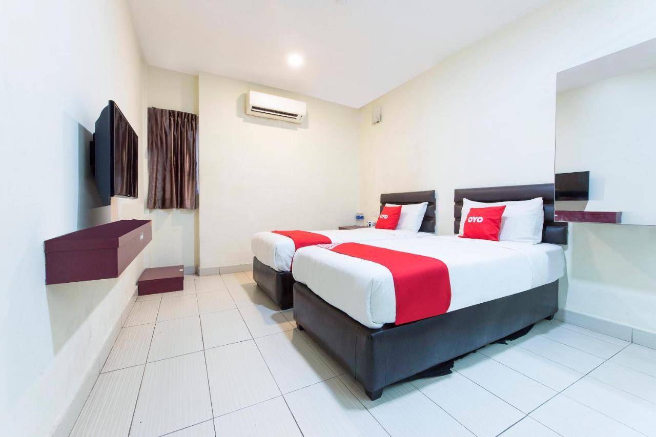 Super Oyo 90385 H3 Hotel Yong Peng Eksteriør billede