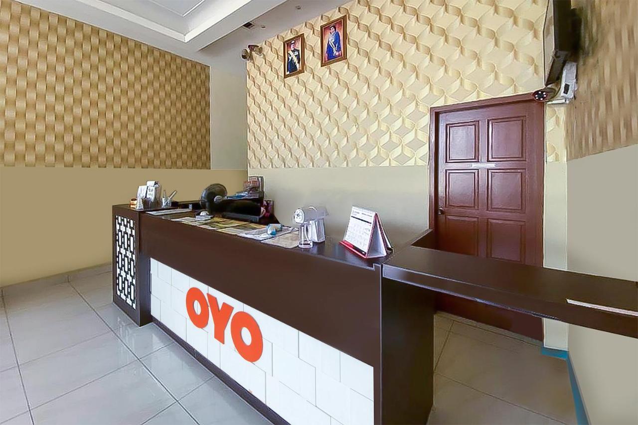 Super Oyo 90385 H3 Hotel Yong Peng Eksteriør billede