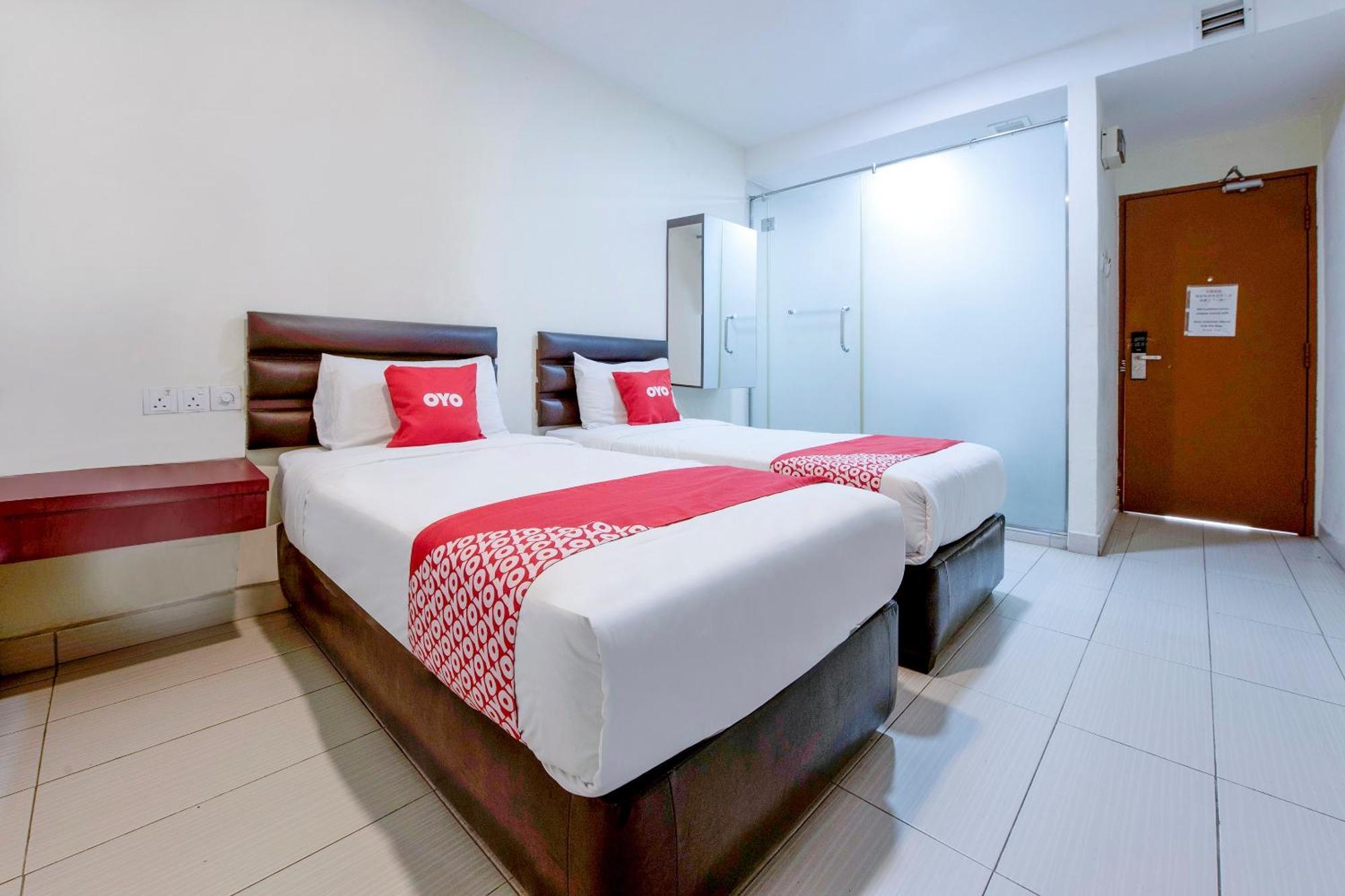 Super Oyo 90385 H3 Hotel Yong Peng Eksteriør billede